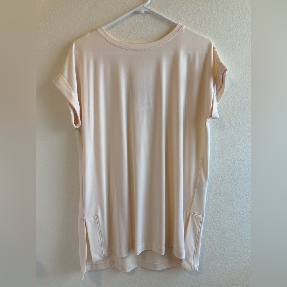NWT LuLaRoe Women's Cream Leah Tunic Size XS